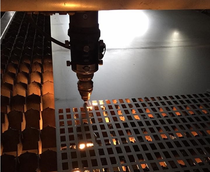 Auf Laserschneidmaschine geschnittene Teile